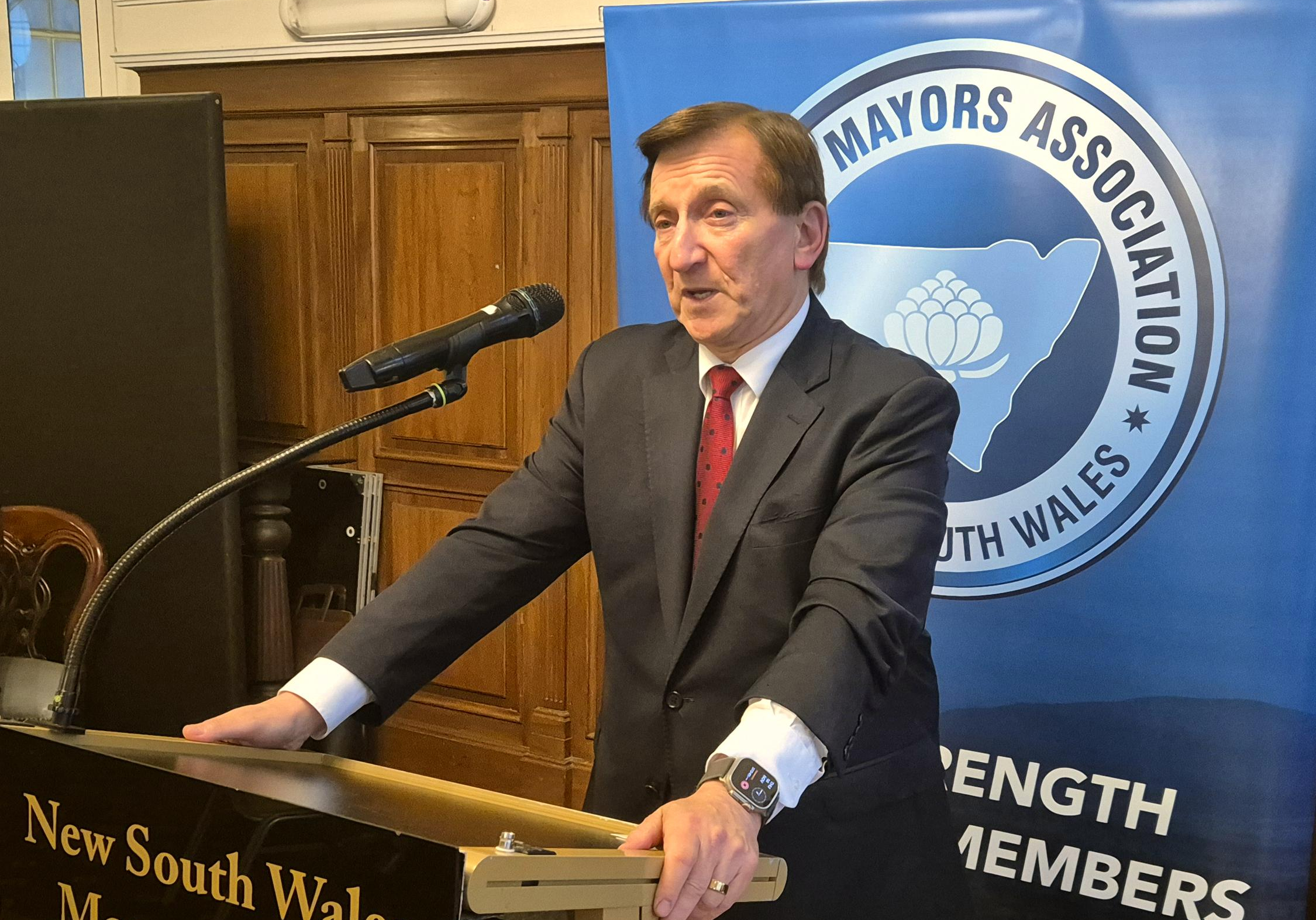 CMA-Minister_Ron_Hoenig_20241114_184536