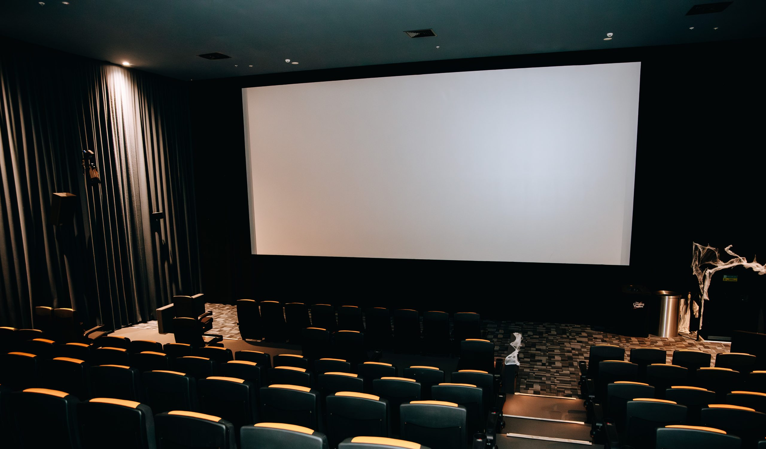 USECrossing-Theatre-Promos-Oct23-1-24-scaled