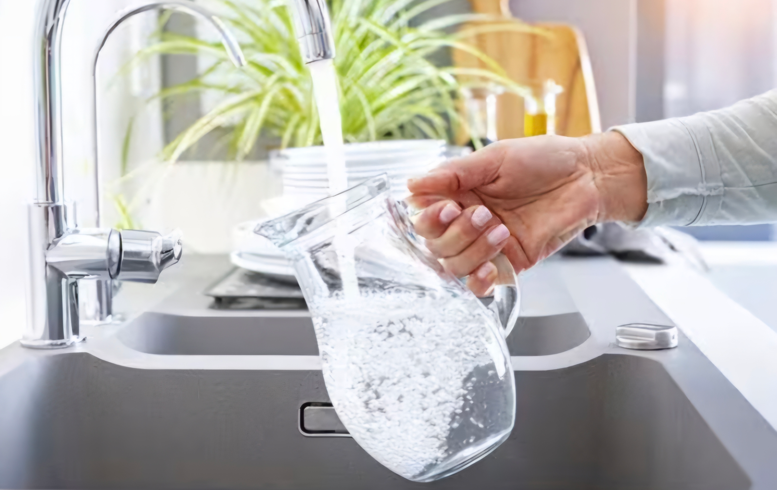 USEWaterJUg001