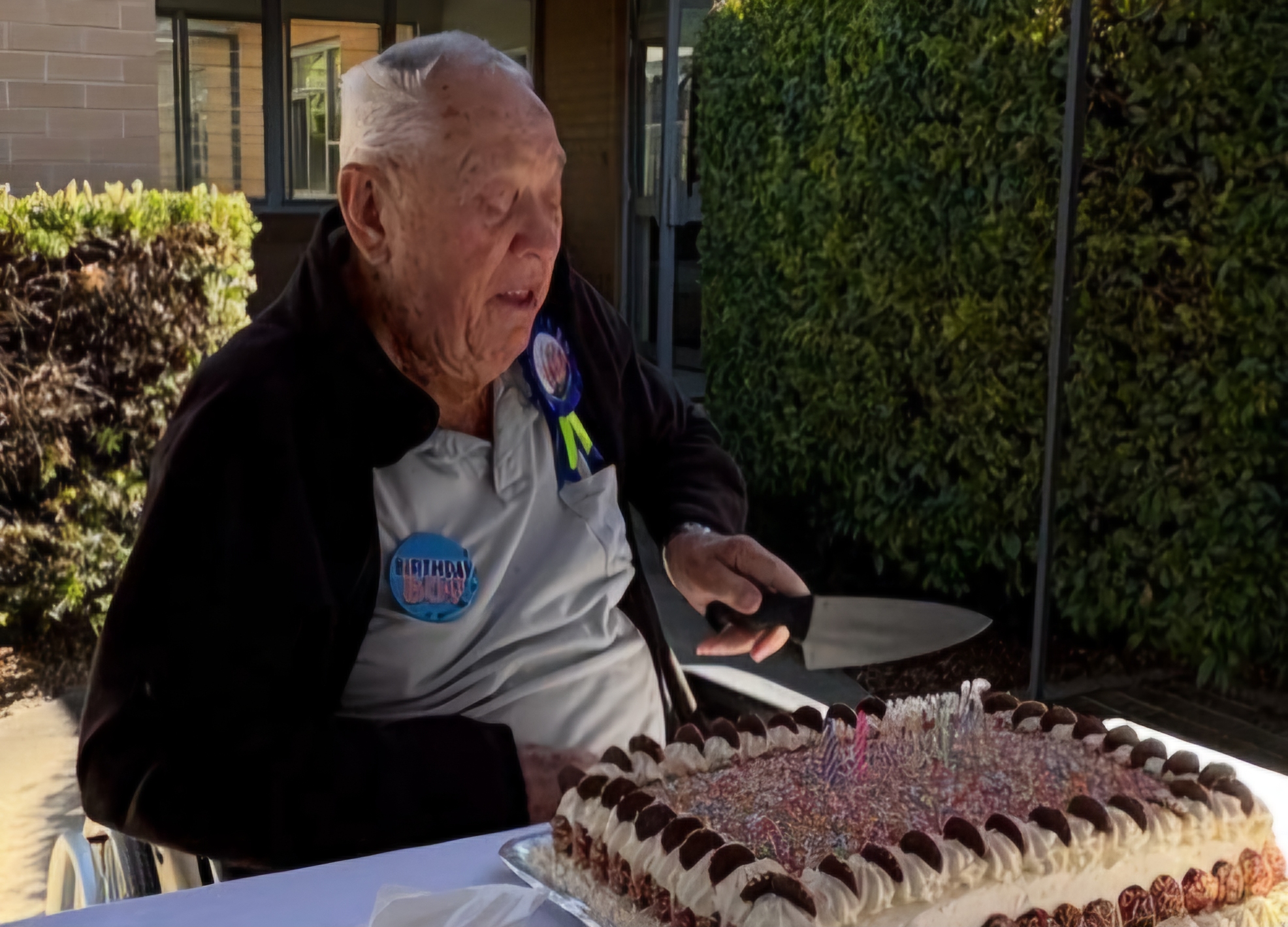 Image for Wal celebrates 101 years with friends, family and a nice cold beer